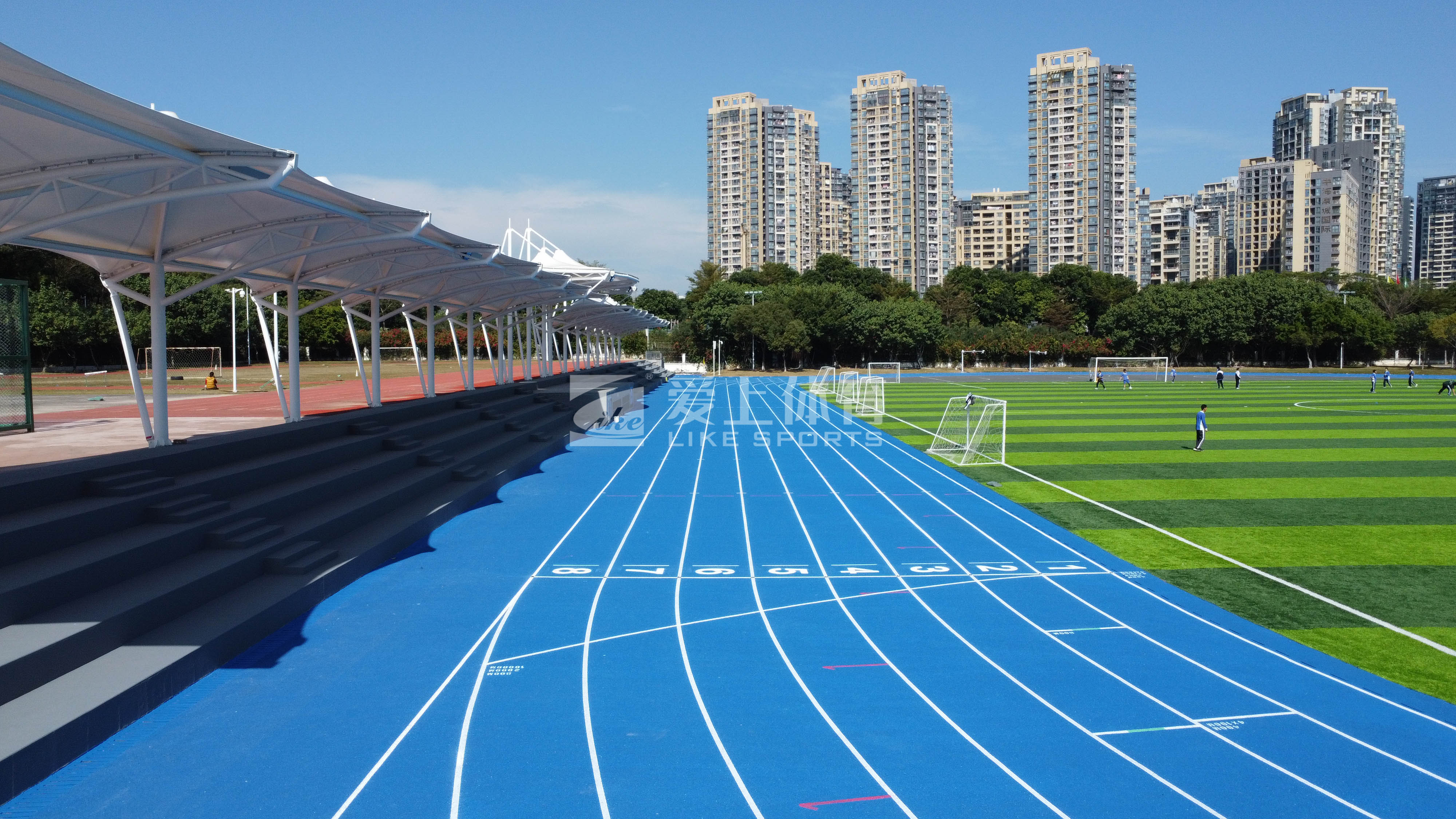 華中師范大學(xué)龍崗附屬中學(xué)